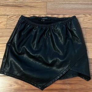 Oliviaceous Faux Leather Skort
